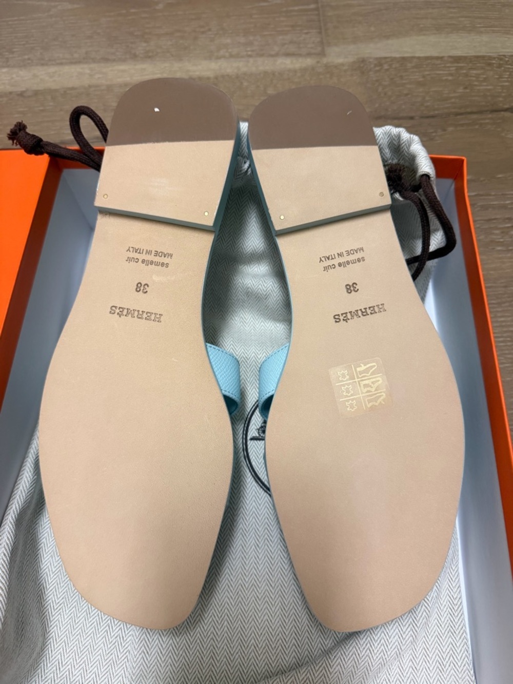 Oran Slide Sandals in Bleu Brume size 38 - Picture 3 of 3